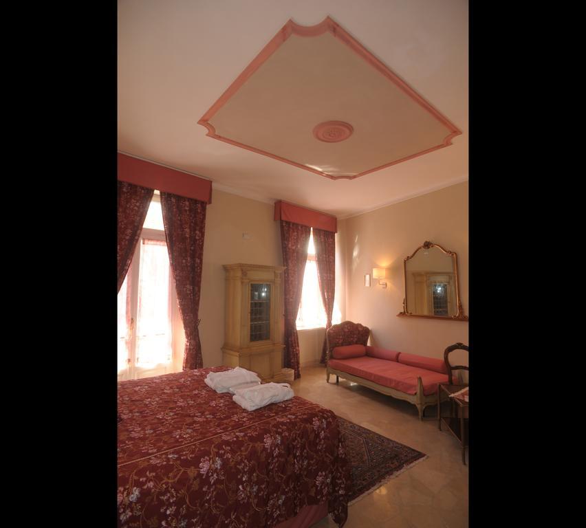 Relais Al Bel San Domenico Bed & Breakfast Alba  Rom bilde